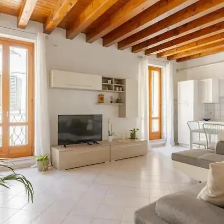 Apartment Arena